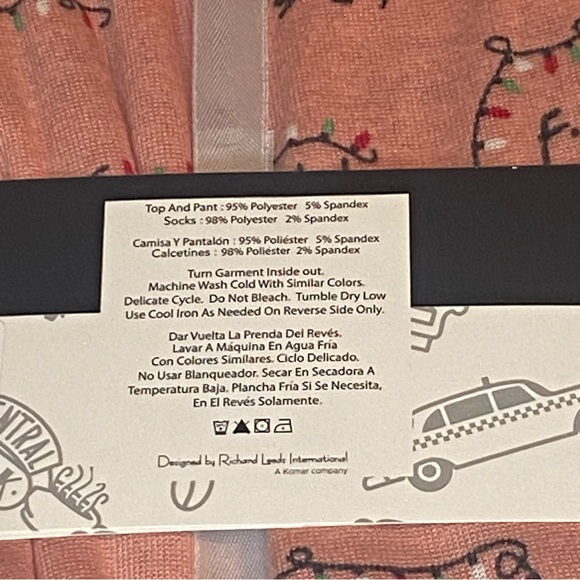 FRIENDS the Television Series Women's 3 Piece PJ Set Size 2X Shirt Pant Sock - Picture 5 of 5